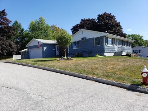 422 Pleasant Street Lewiston ME 04240