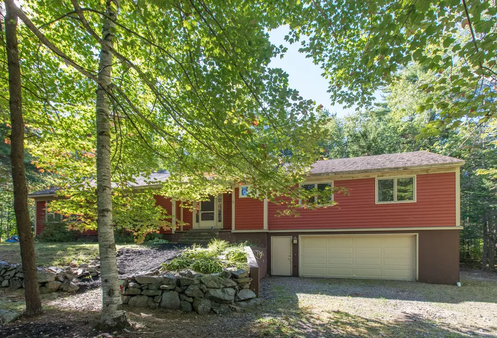 23 Seaport Drive Rockport ME 04856