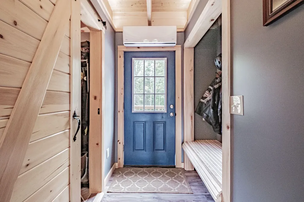 68 Packard Road Lincolnville ME 04849