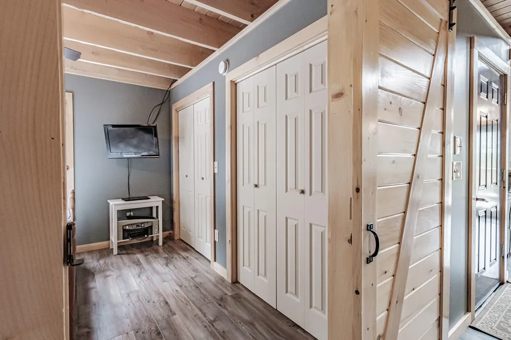 68 Packard Road Lincolnville ME 04849