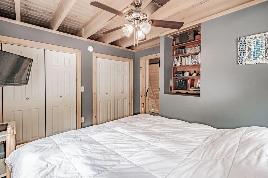 68 Packard Road Lincolnville ME 04849