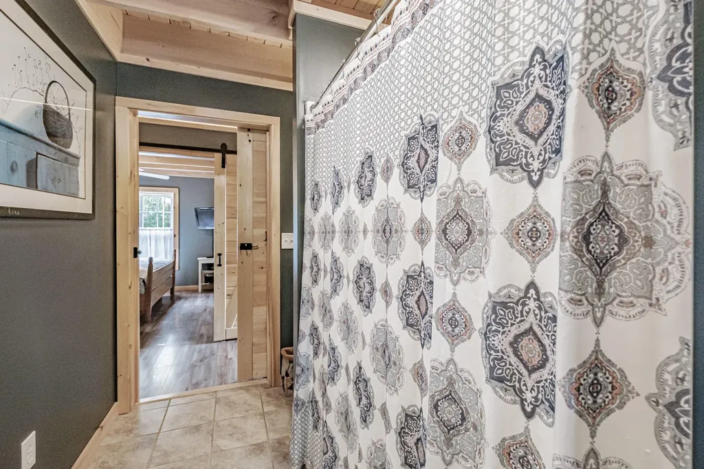 68 Packard Road Lincolnville ME 04849