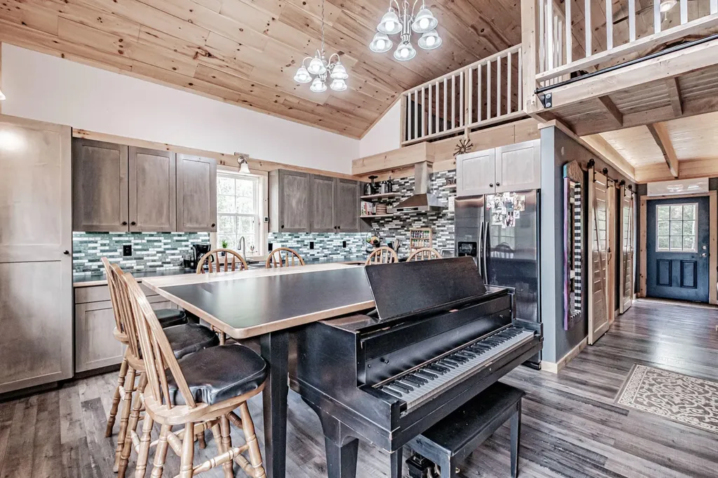 68 Packard Road Lincolnville ME 04849