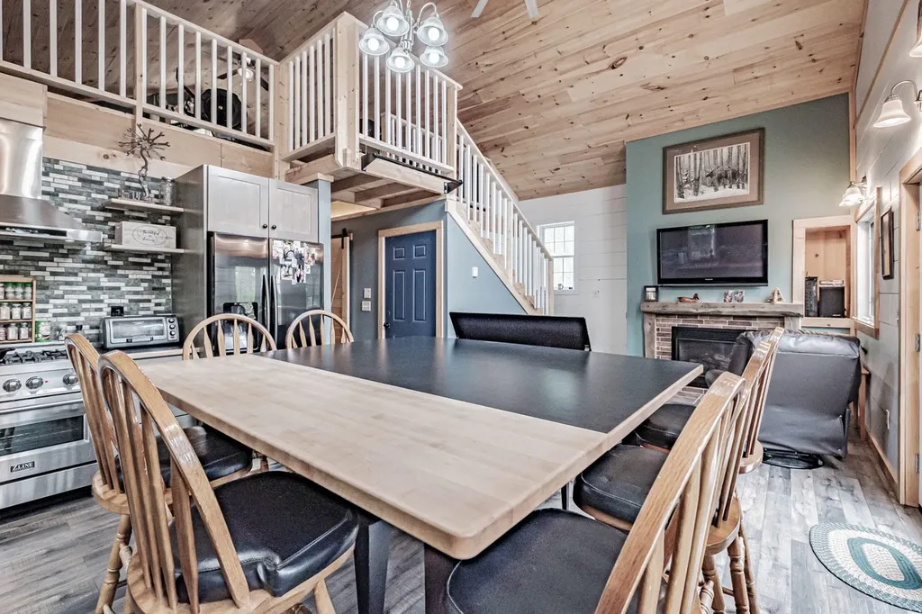 68 Packard Road Lincolnville ME 04849