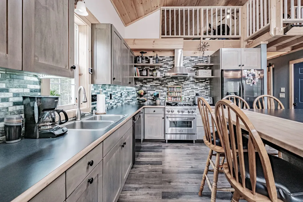 68 Packard Road Lincolnville ME 04849
