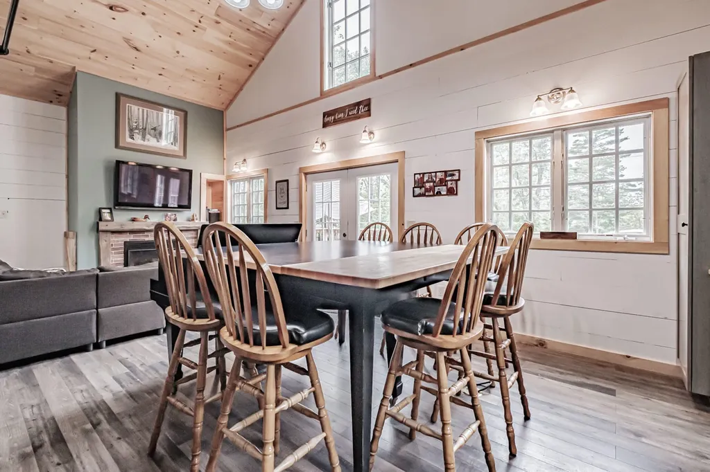68 Packard Road Lincolnville ME 04849