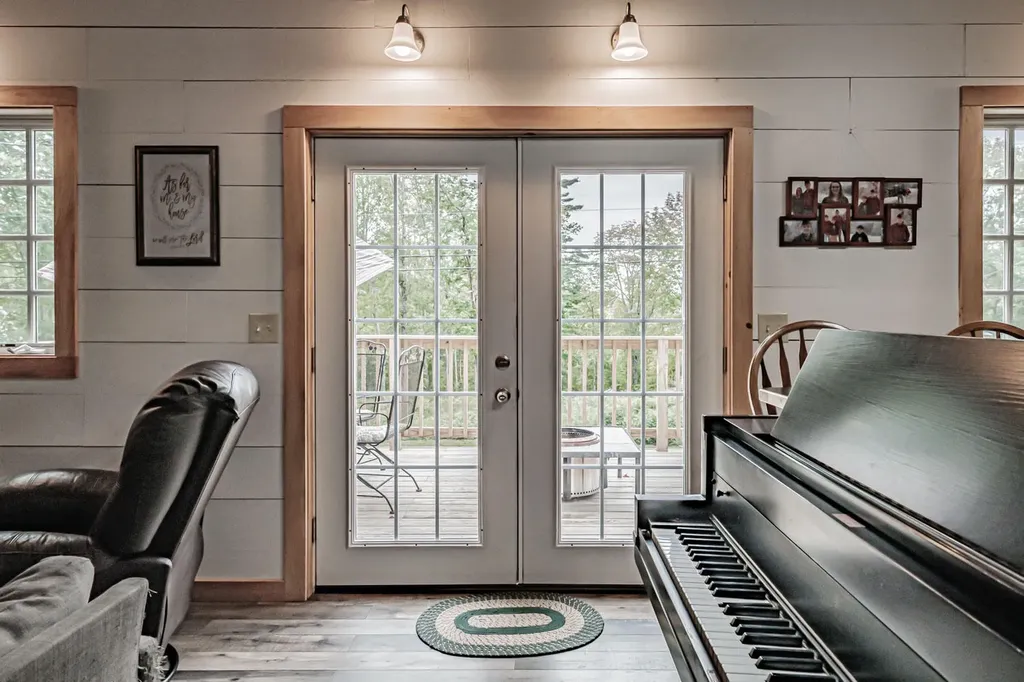 68 Packard Road Lincolnville ME 04849