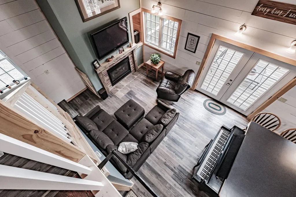 68 Packard Road Lincolnville ME 04849