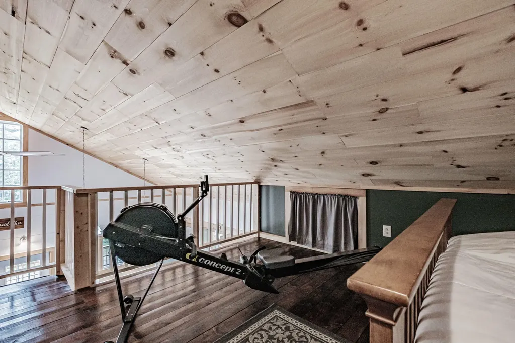 68 Packard Road Lincolnville ME 04849