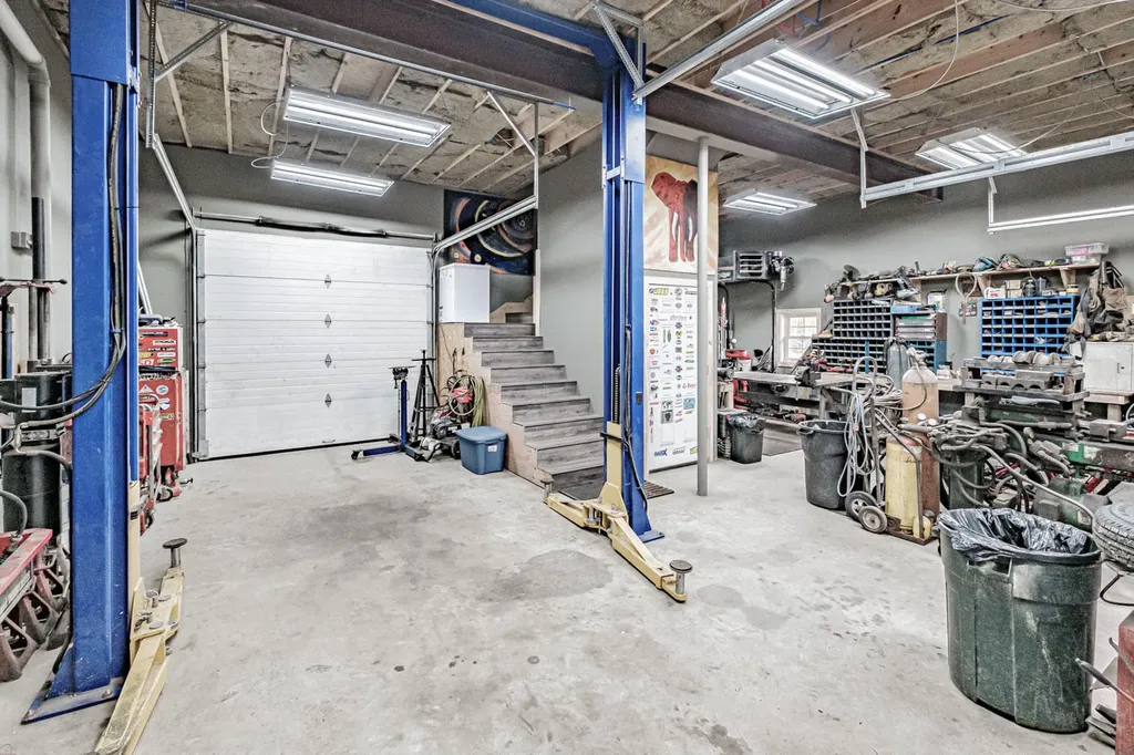 68 Packard Road Lincolnville ME 04849