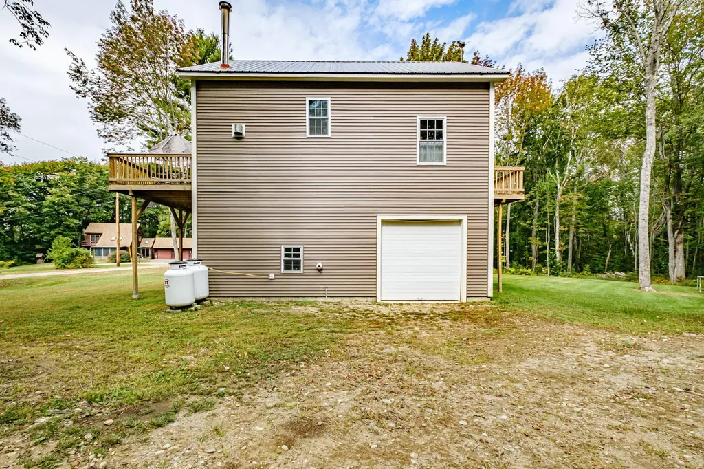68 Packard Road Lincolnville ME 04849