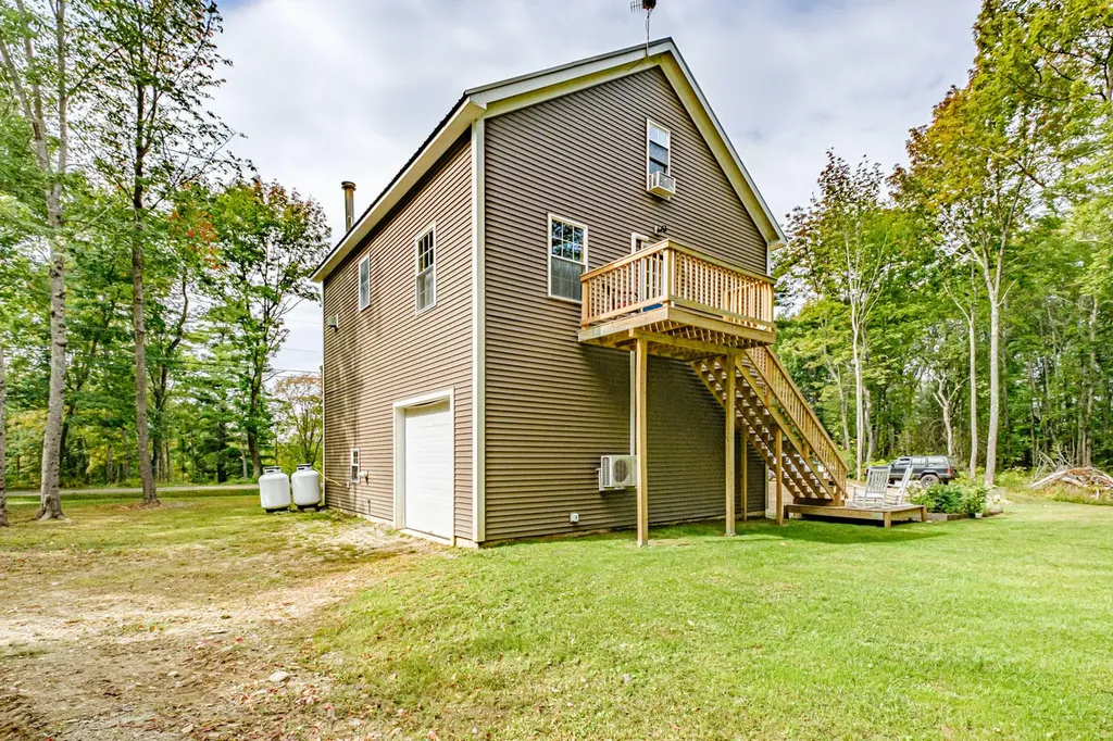 68 Packard Road Lincolnville ME 04849