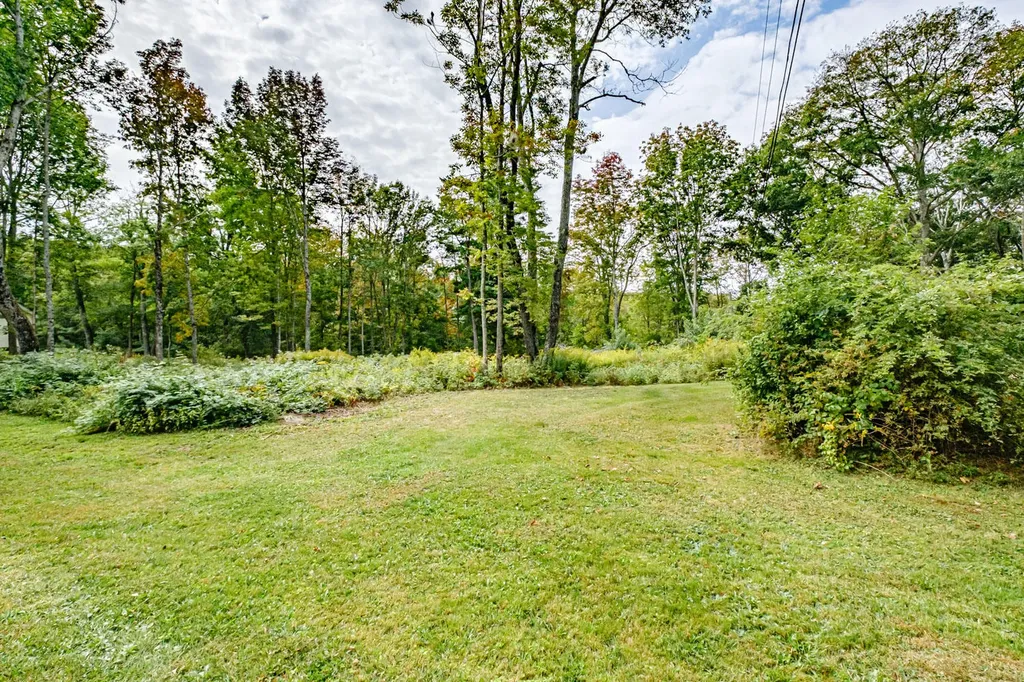 68 Packard Road Lincolnville ME 04849