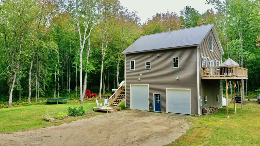 68 Packard Road Lincolnville ME 04849