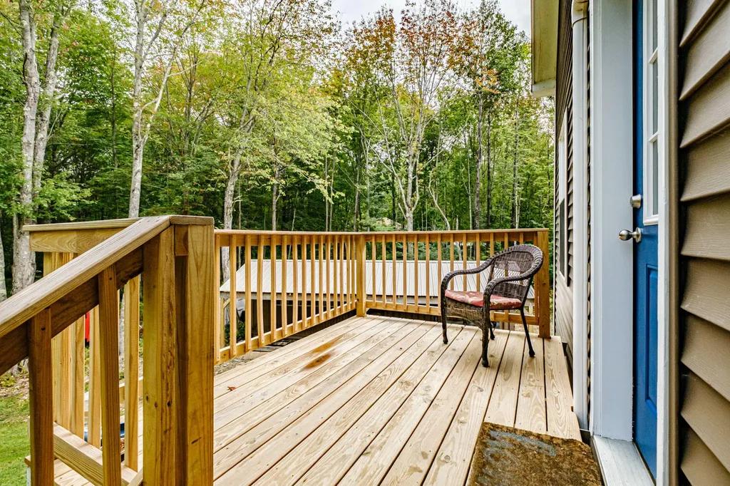 68 Packard Road Lincolnville ME 04849