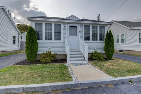 58 Atlantic Avenue Wells ME 04090