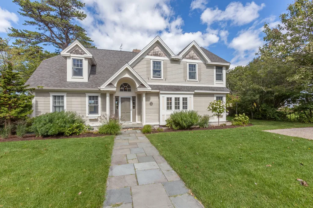 4 Robie Road Kennebunk ME 04043