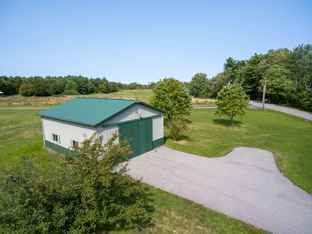 53 Wakefield Road Kennebunk ME 04043