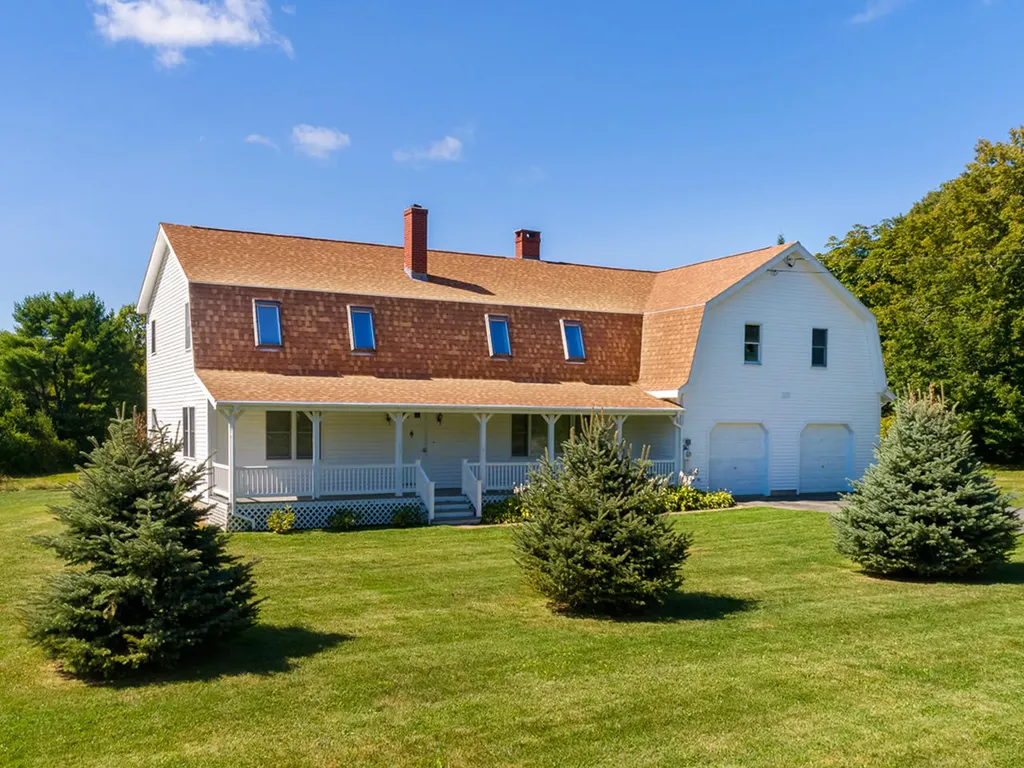 1111 Bremen Road Waldoboro ME 04572