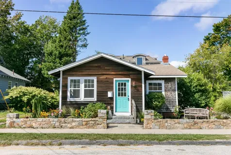 15 Willard Street South Portland ME 04106
