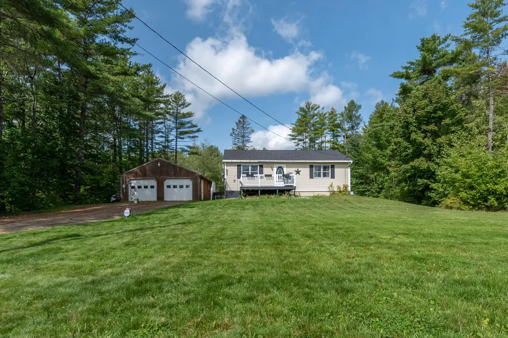 25 Hodgdon Road Levant ME 04456