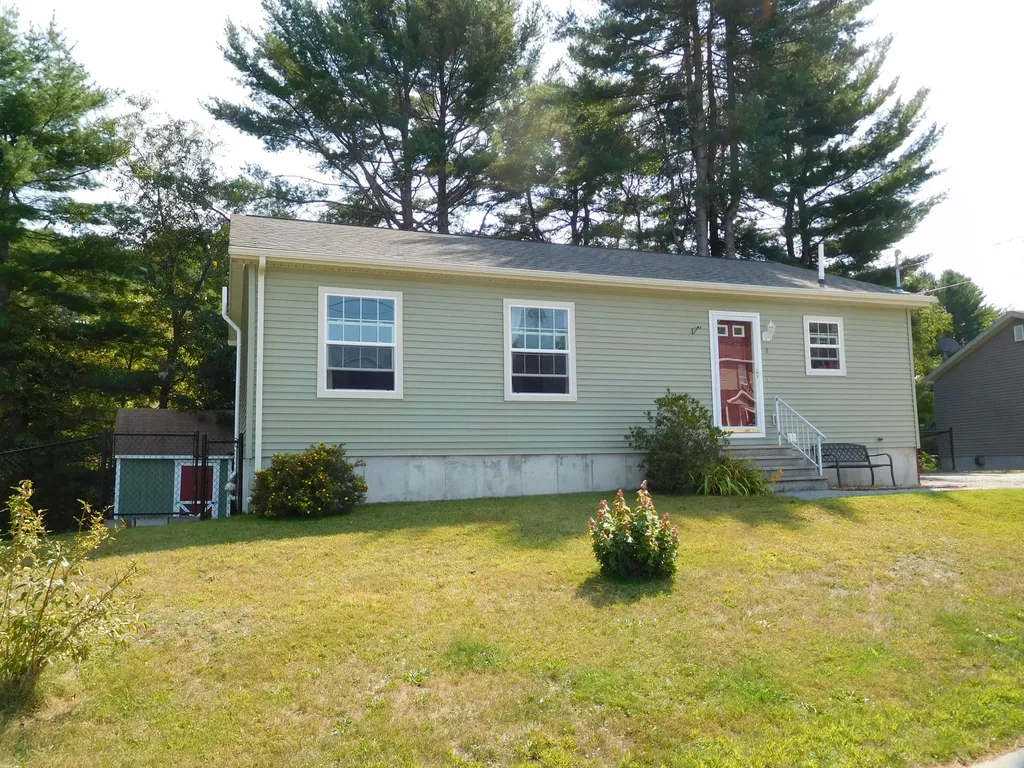 2 Shannon Street Lewiston ME 04240