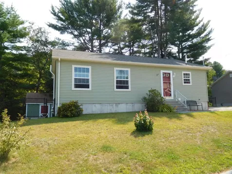 2 Shannon Street Lewiston ME 04240
