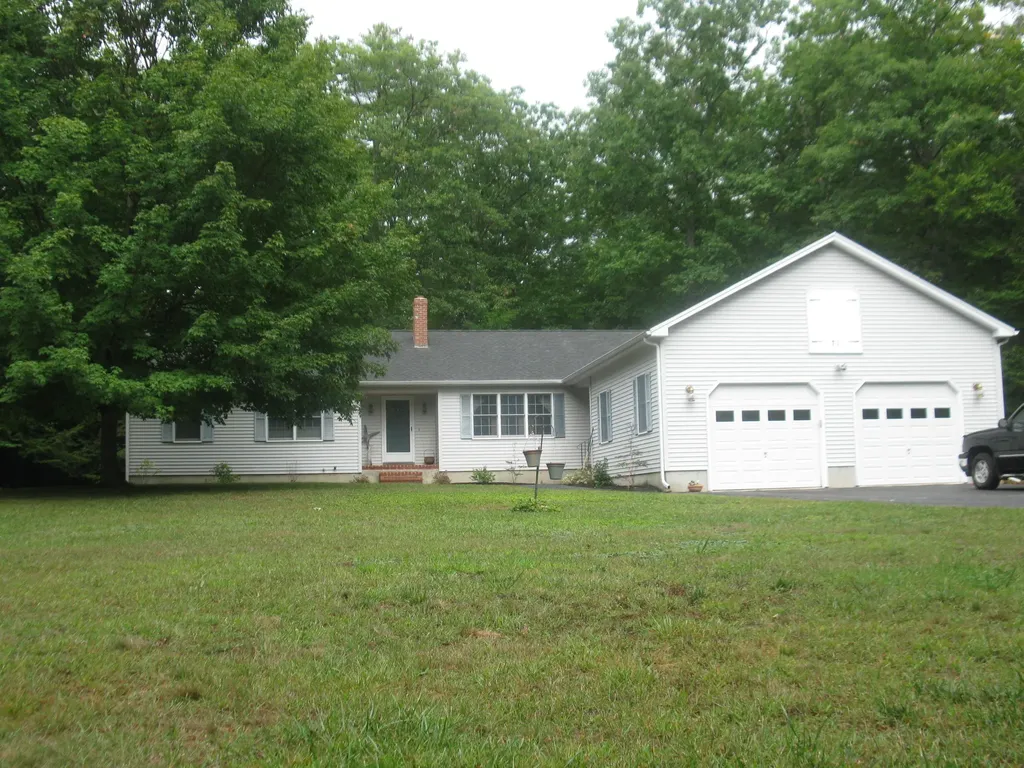 71 Ridley Road Sanford ME 04073