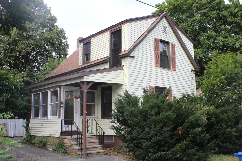 30 Dunn Street Westbrook ME 04092