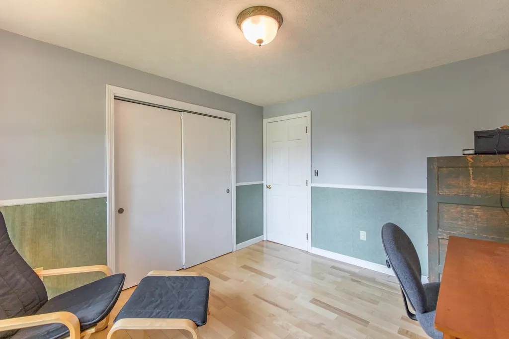 8 Thompson Lane Windham ME 04062