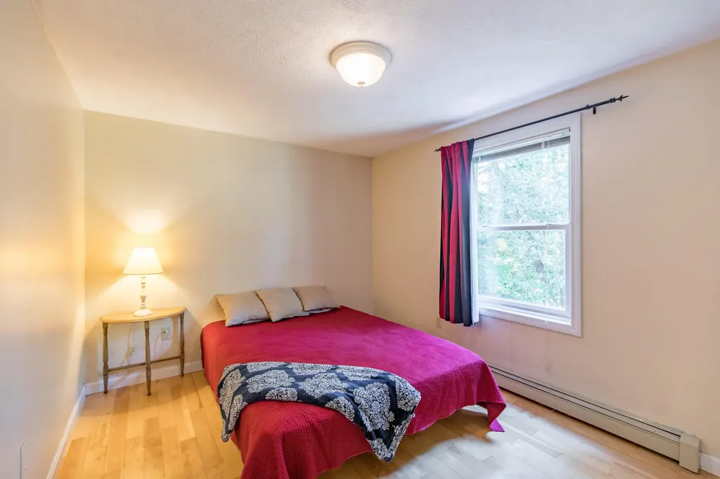 8 Thompson Lane Windham ME 04062