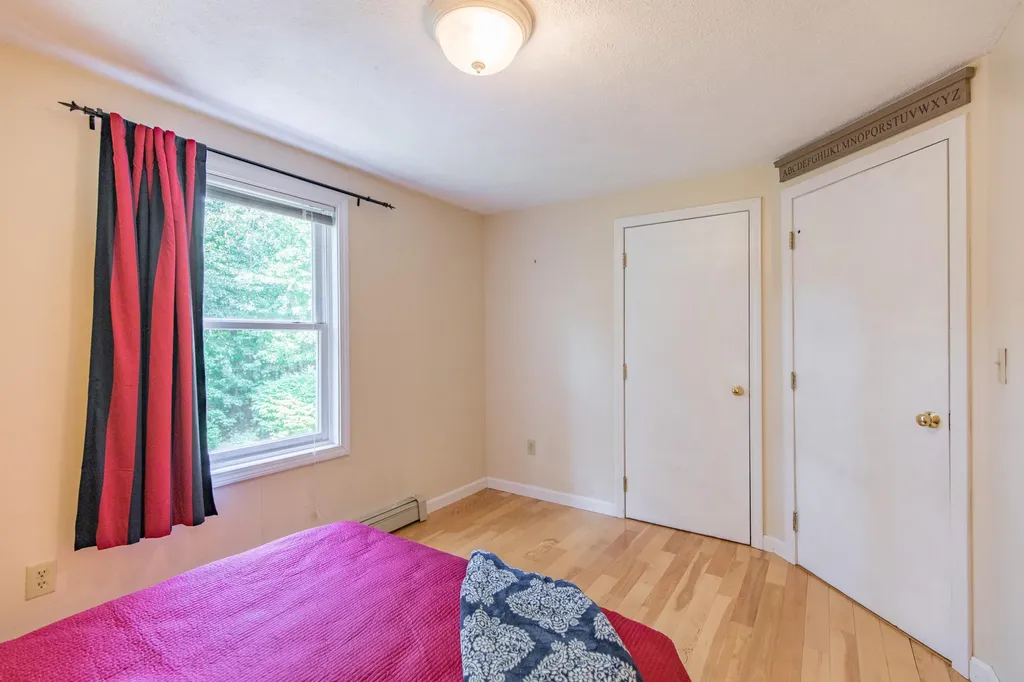 8 Thompson Lane Windham ME 04062