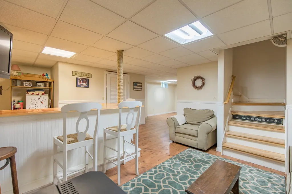 8 Thompson Lane Windham ME 04062