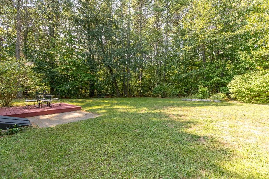 8 Thompson Lane Windham ME 04062