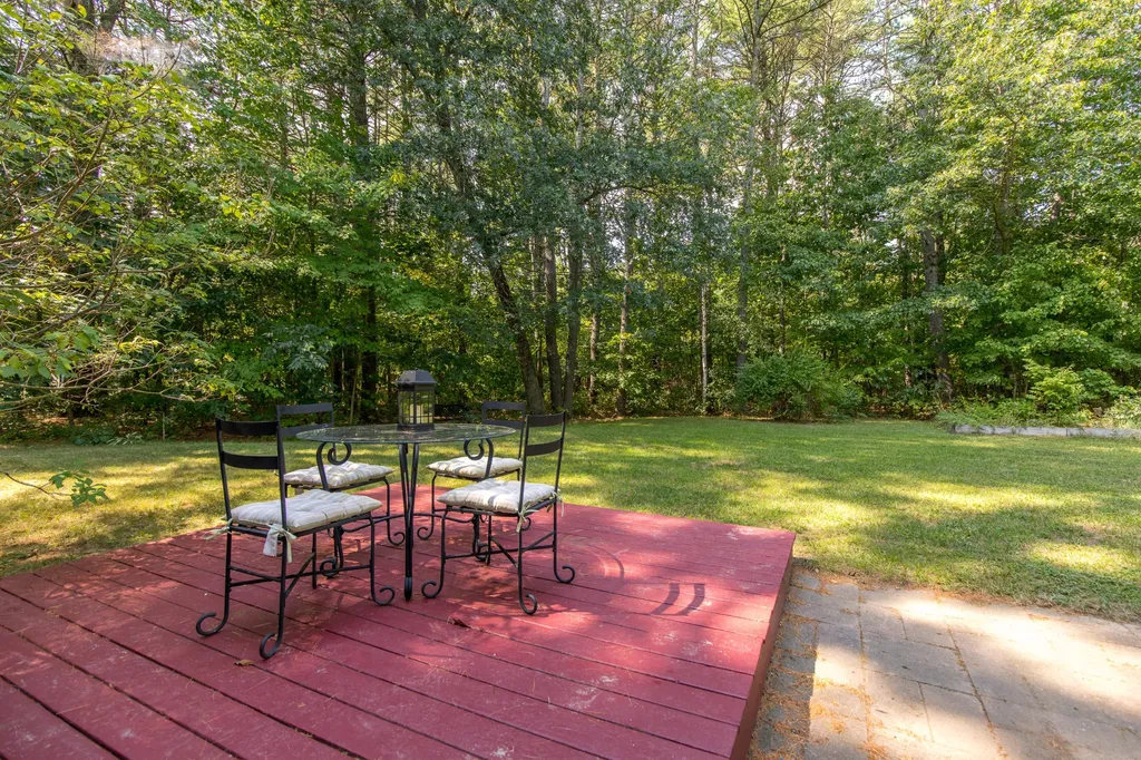 8 Thompson Lane Windham ME 04062