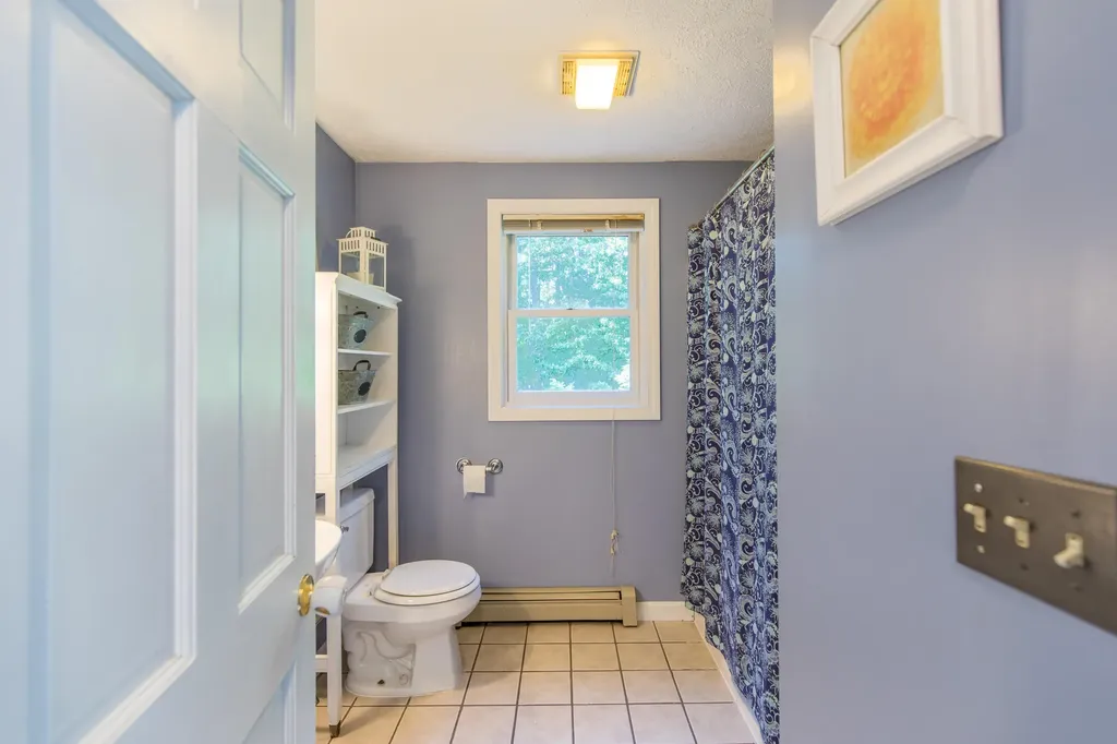 8 Thompson Lane Windham ME 04062