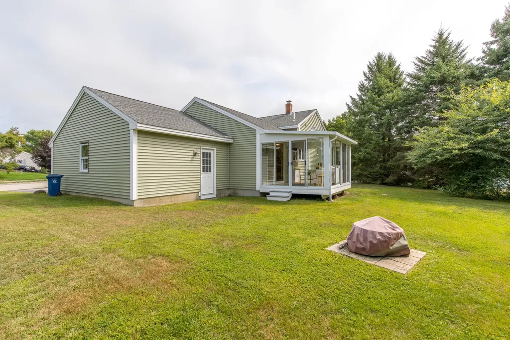 11 Ryan Road Saco ME 04072
