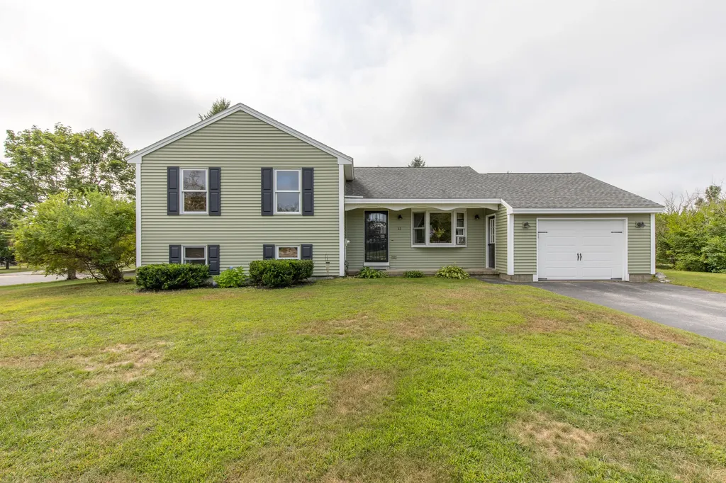 11 Ryan Road Saco ME 04072