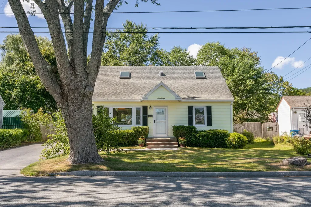 116 Douglass Street Portland ME 04102