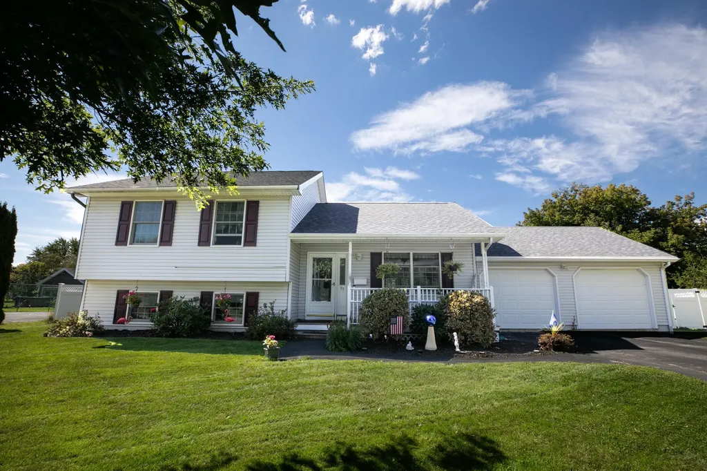 55 Deer Park Drive Brewer ME 04412