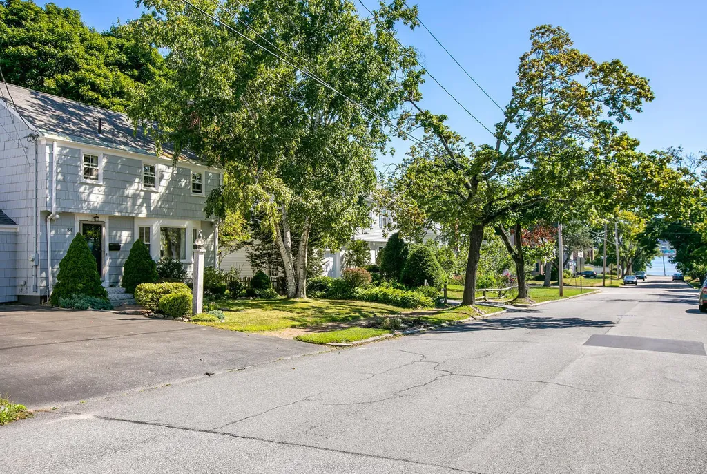 84 Parsons Road Portland ME 04103