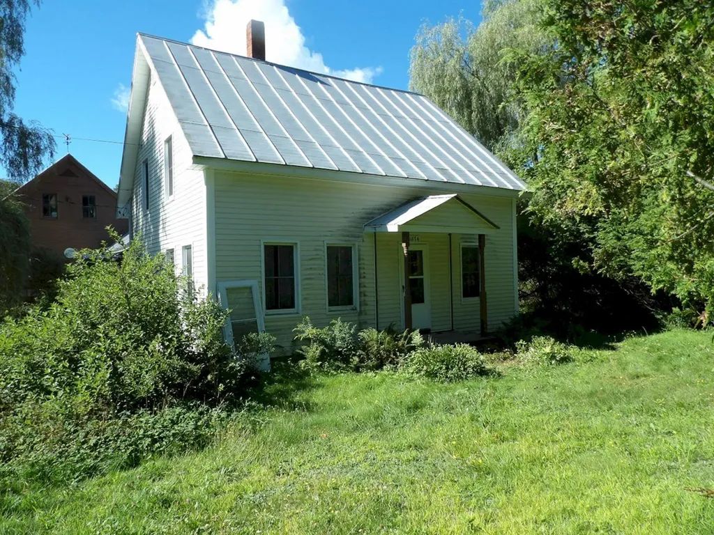 28 Nichols Hill Road Bingham ME 04920