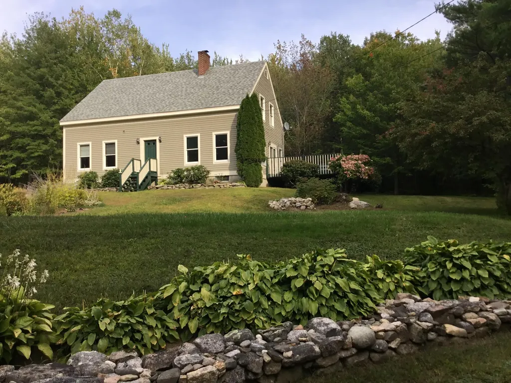 11 Fieldcrest Drive Raymond ME 04071