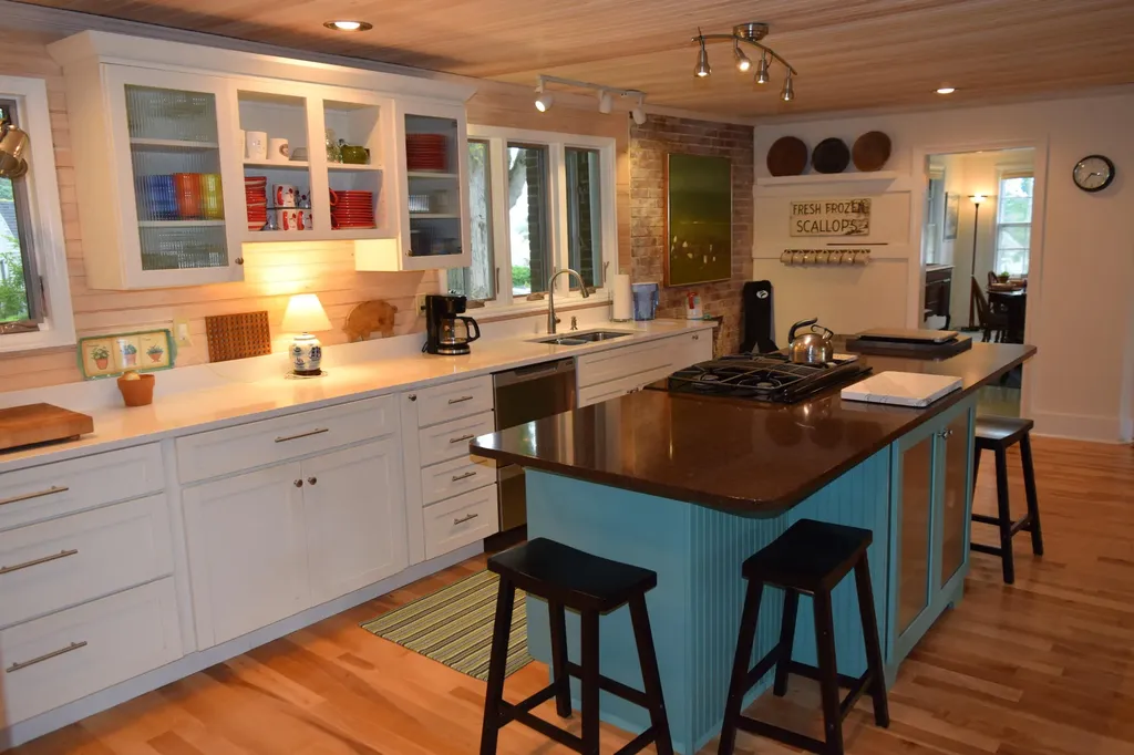 160 Perkins Street Castine ME 04421