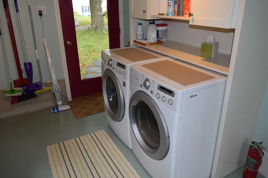 160 Perkins Street Castine ME 04421