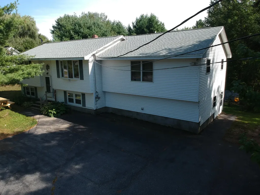 561 Sabattus Road Sabattus ME 04280