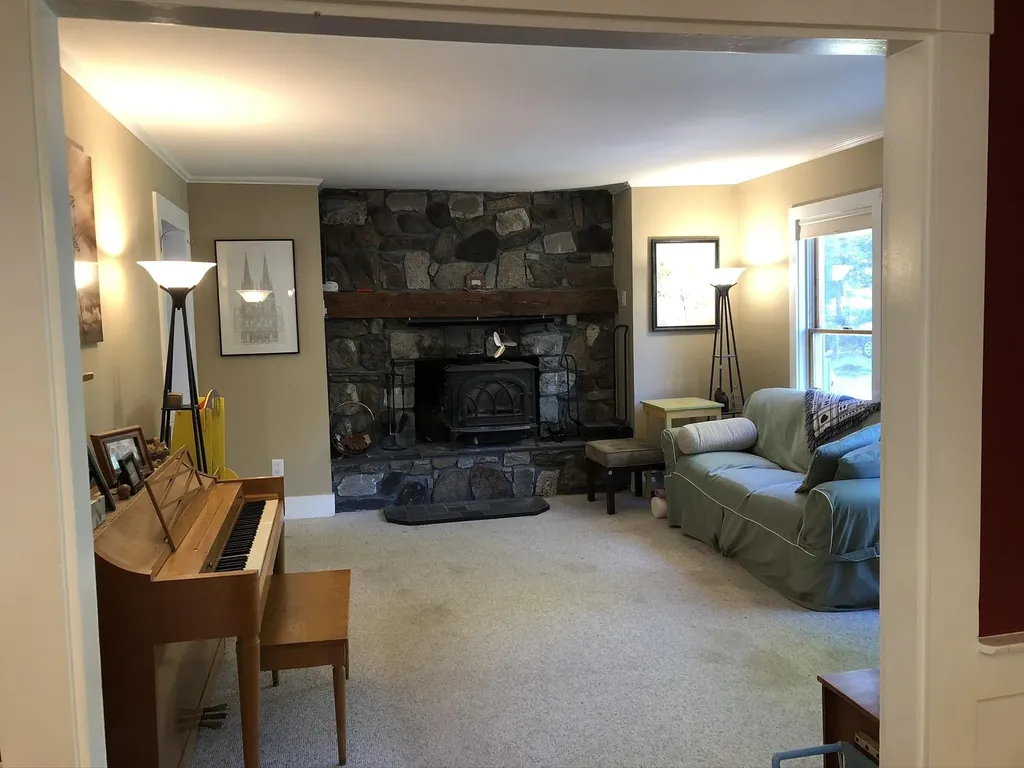 323 Ridge Road Monmouth ME 04259