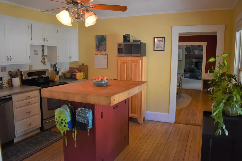 323 Ridge Road Monmouth ME 04259
