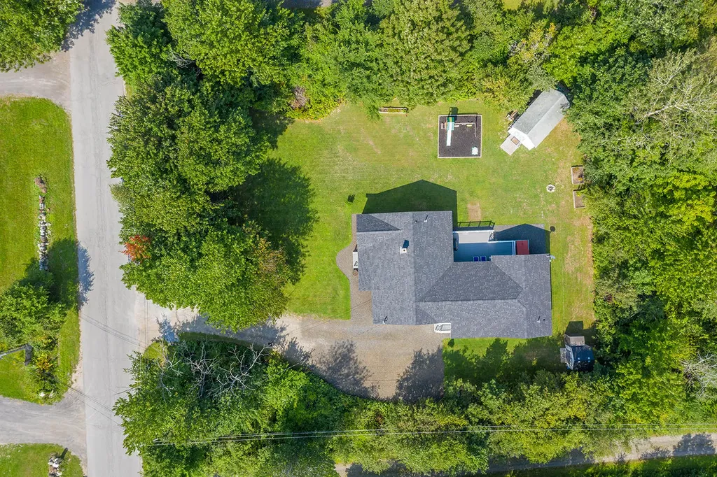 13 Lake View Terrace Rockland ME 04841