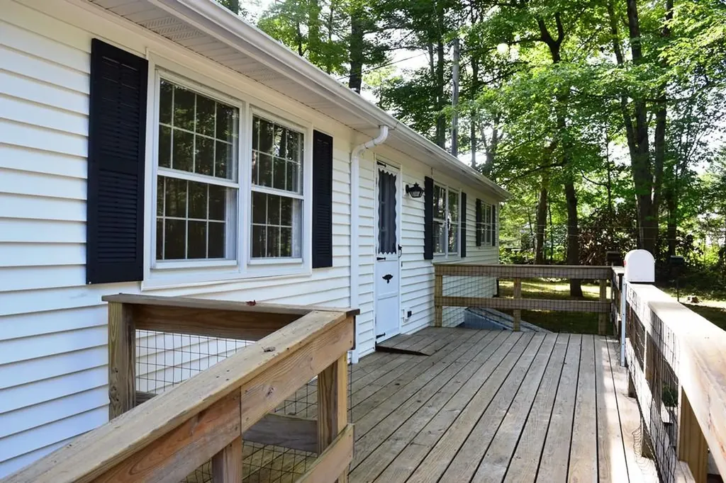135 Bucksport Road Ellsworth ME 04605